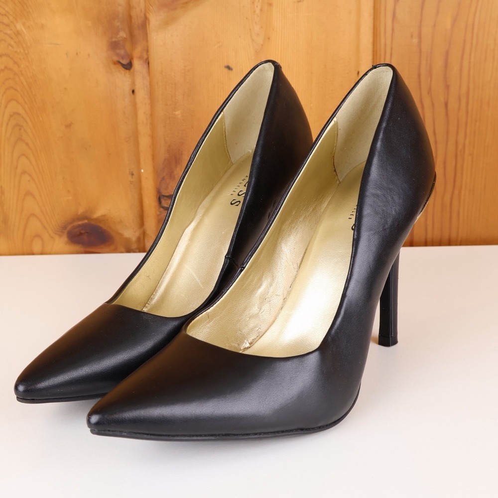 GUESS Womens Black Pointed Toe Pumps Stiletto High Heels Gold Accent Classic 9